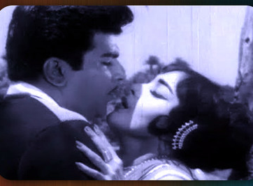 Yae Paranthu Sellum poster
