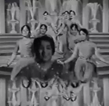 Aayiram Penmai Malaratume poster