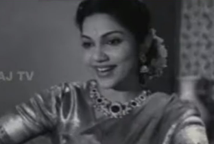 Unnai Azhaithathu Yaaro poster
