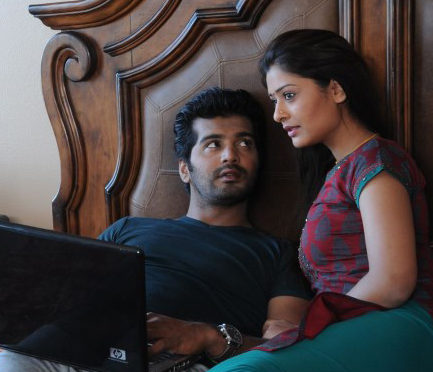 Kadhal Kiliye poster