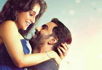 Yenn Indha Paarvaigal Duet poster