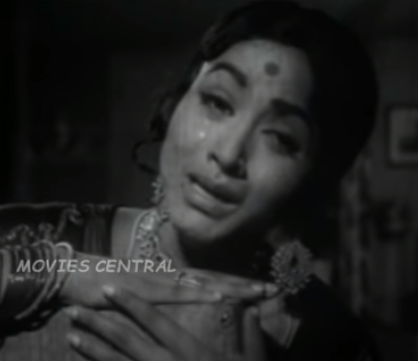 Kangal Inainthathenna Female poster
