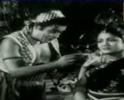 Pachaiyilum Neeyum Pachai poster