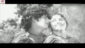 Melae Vaanam Keezhe Bhoomi poster