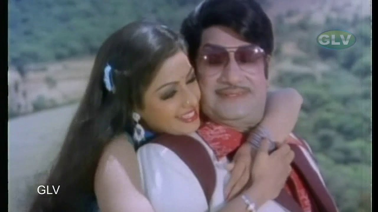 Vaarthai Naanadi Kannamma poster
