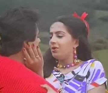 Koo Koo Endru Kuyil Koovaadhu poster