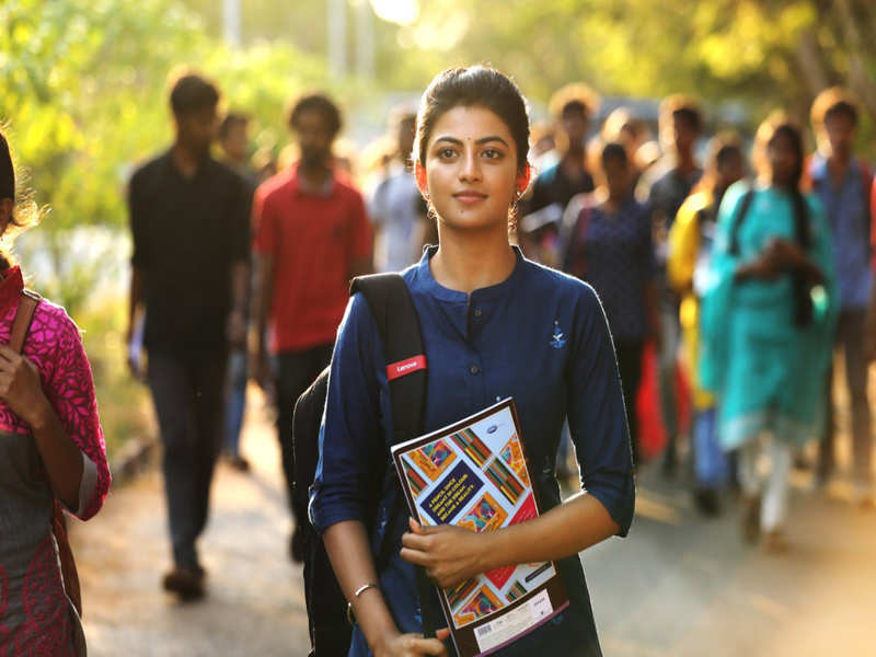 Munnoru Naalil poster