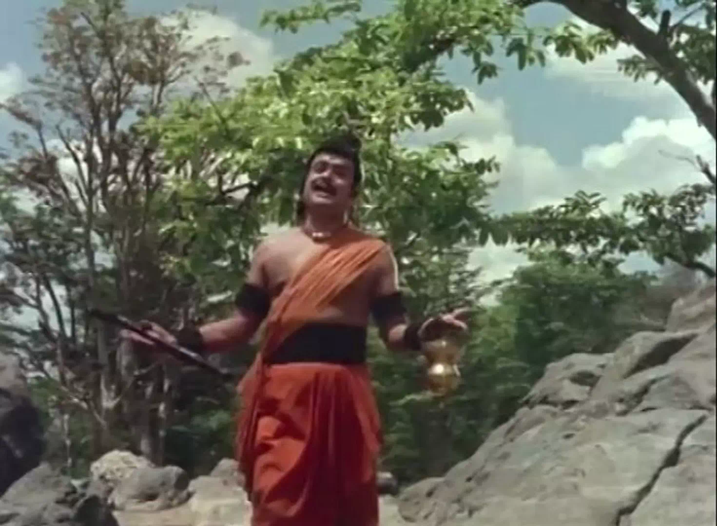 Irukkum Idatthai Vittu poster