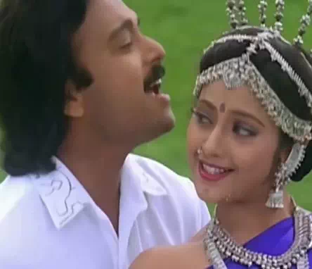 Mundhaanai Saelai poster
