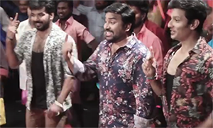 Oru Kuchi Oru Kulfi poster