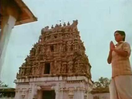 Akkam Pakkam Parada poster
