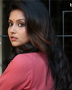 Yean Penne Neeyum poster