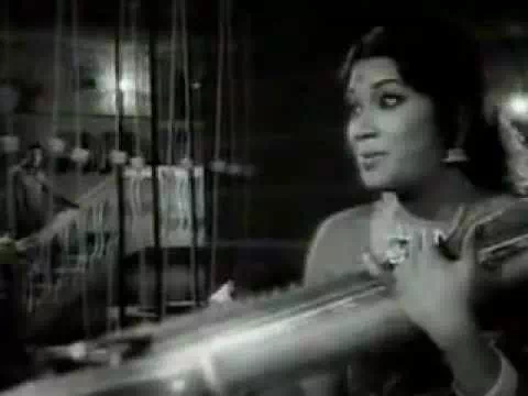 Veenai Meettum Kaigale poster