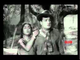 Oruthi Maganai poster