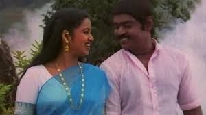 Maalai Karukkalil poster