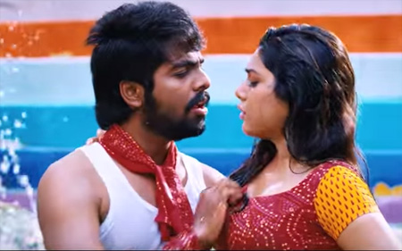 Mutham Kodutha Maayakaari poster