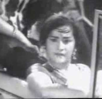 Poovai Poovai Uthiruthadi poster