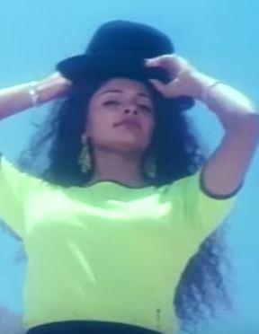 Sirithale Chinna Minmini poster