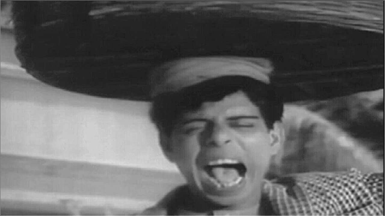 Ammadi Emputtu Thooram poster