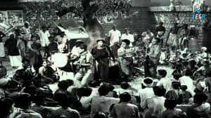Irukkum Pozhuthai poster