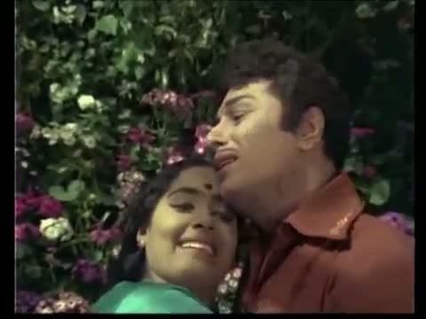 Unathu Vizhiyil poster