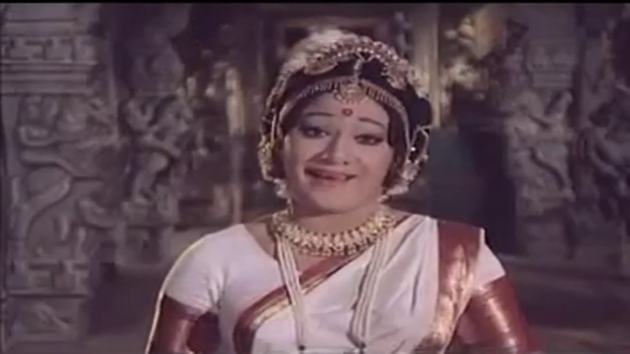 Neeyindri Yaarumullai poster