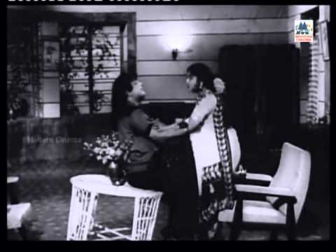 Kannenna Kannenna Kalangudhu poster