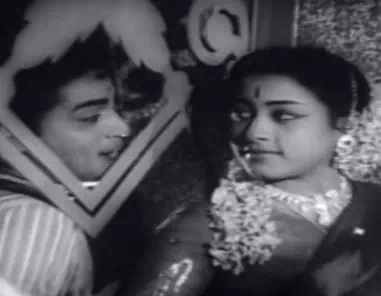 Thattu Thadumari poster