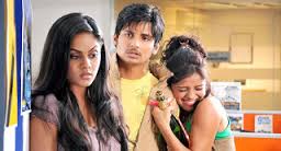 Ennamo Yedho poster