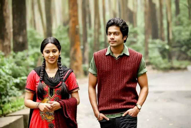 Yedhedho Ennam Vandhu poster