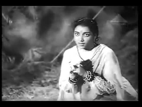 Amuthai Pozhiyum Nilave poster