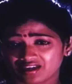 Oorellam Un Paattuthaan Female poster