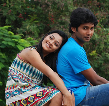Iravugalil poster
