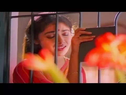 Unnai Yen Sandhithen poster