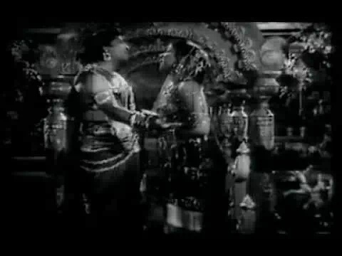 Oru Kodiyil Iru Malargal poster