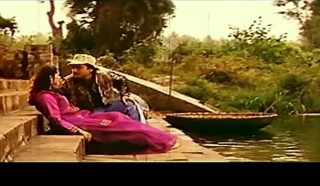 Yaro Azhaithadhu poster