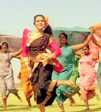 Usilampatti Penkutti poster