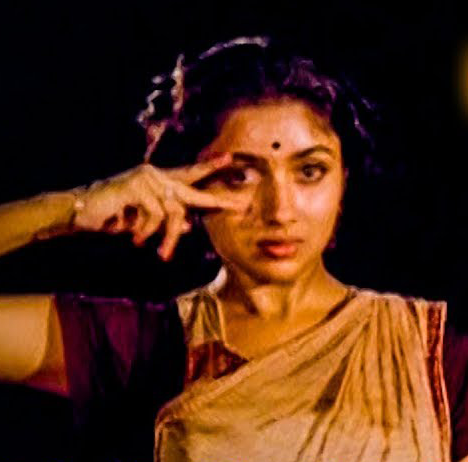 Kavidhai Kelungal Karuvil poster