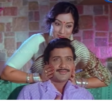 Naanum Neeyum poster