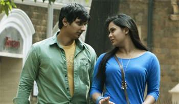 Nee Vandhu Ponadhu poster