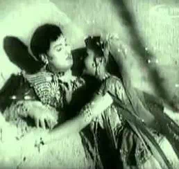Nee Iruppadhu Inge poster