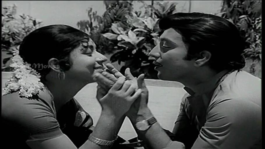 Rathaiyin Nenjame poster