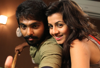 Unnale Kangal Thalladi poster