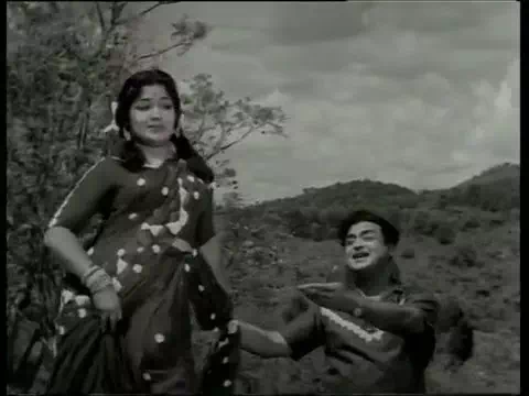 Odivathu Pol Idai poster