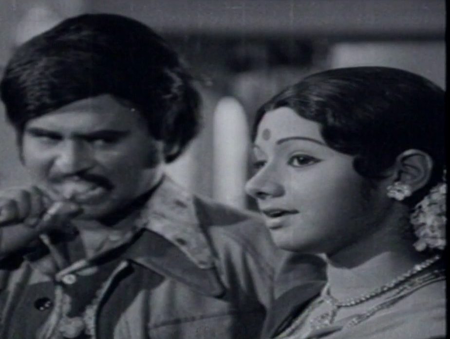 Naan Oru Kadhanayagi poster