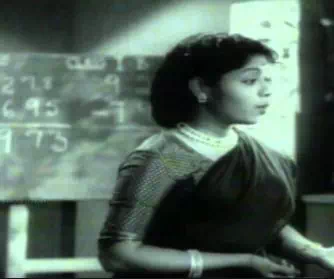 Kannaamoochi Aattam poster