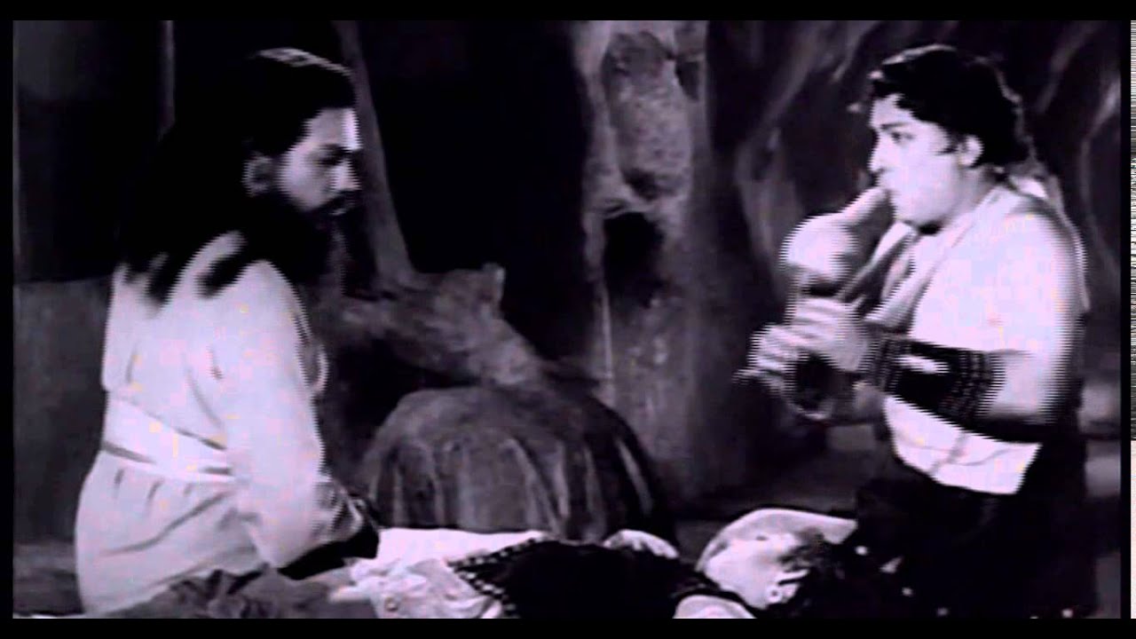 Kaamugar Nenjil poster