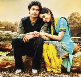 Mounam Pesum poster