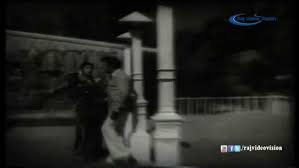 Nee Oru Maharani poster