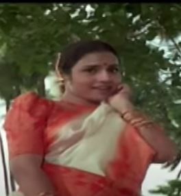 Yei Chittukku Chittaan poster